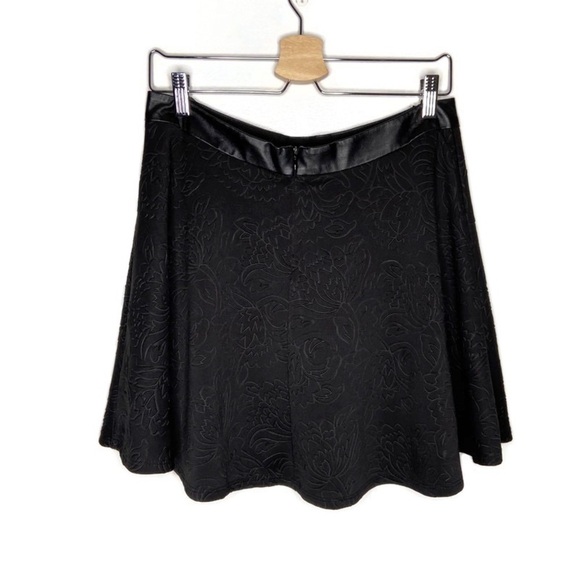 Lush Black Embossed Floral Skater Circle Skirt - Picture 4 of 9